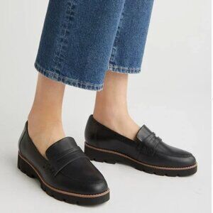 Vionic Cheryl II Black Leather Lug Penny Loafers Sz. 8.5